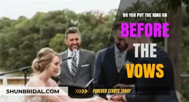 Ring Before Vows? Timing Your Wedding Band Exchange Explained