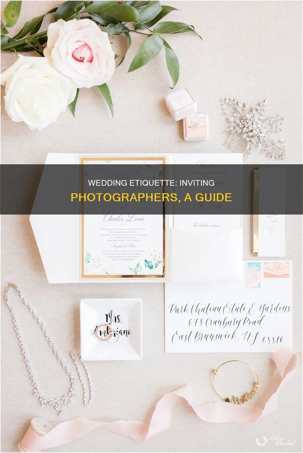 do you send wedding invite to photograher