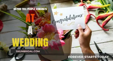 Congrats at Weddings: Etiquette, Timing, and Thoughtful Celebratory Wishes