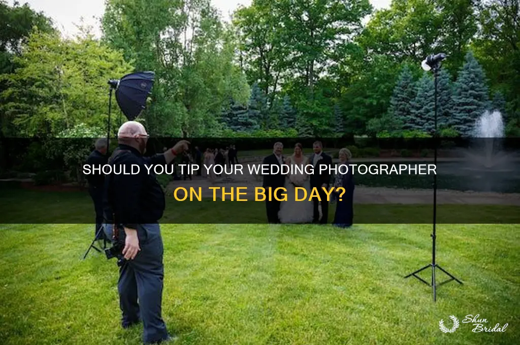 do you tip day of wedding photographer