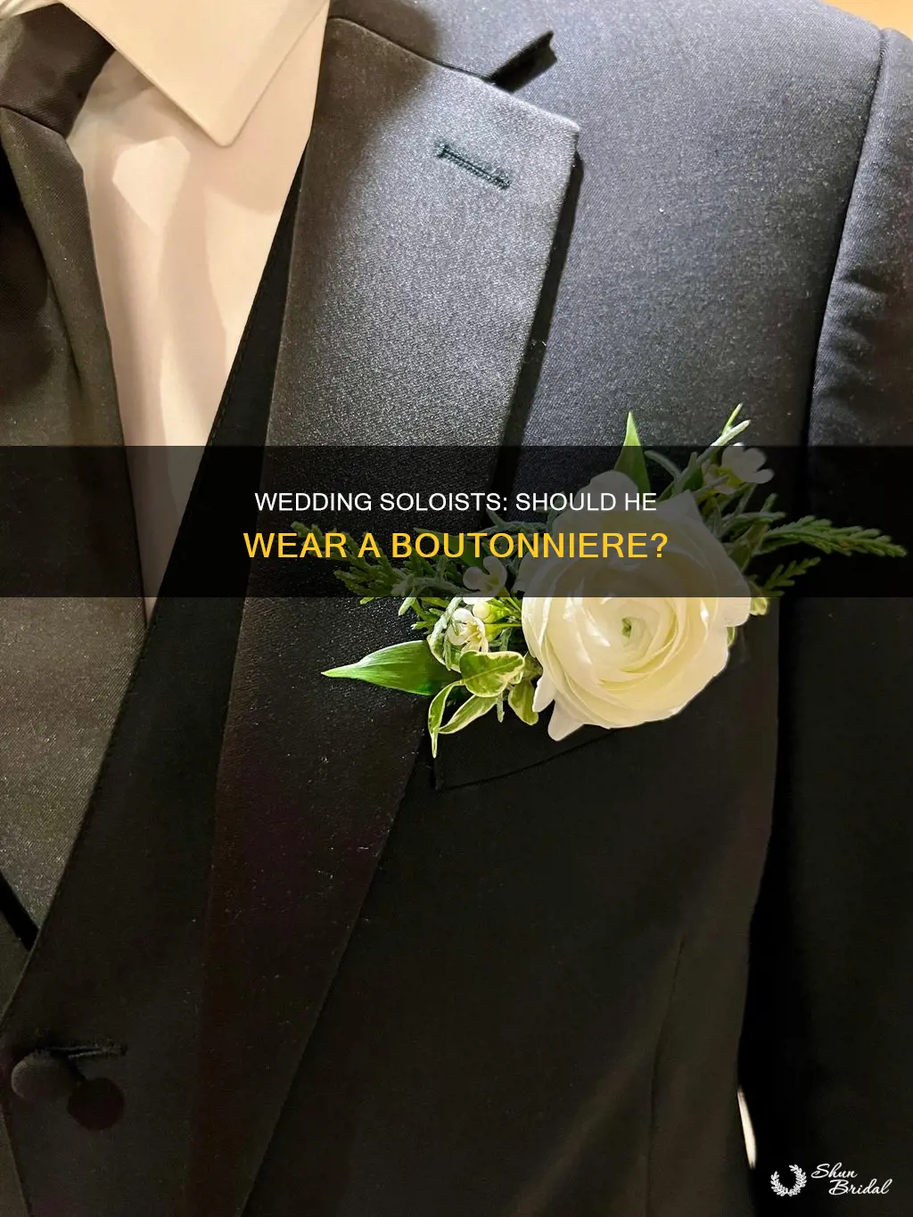 does a male soloist at a wedding need a boutonnier