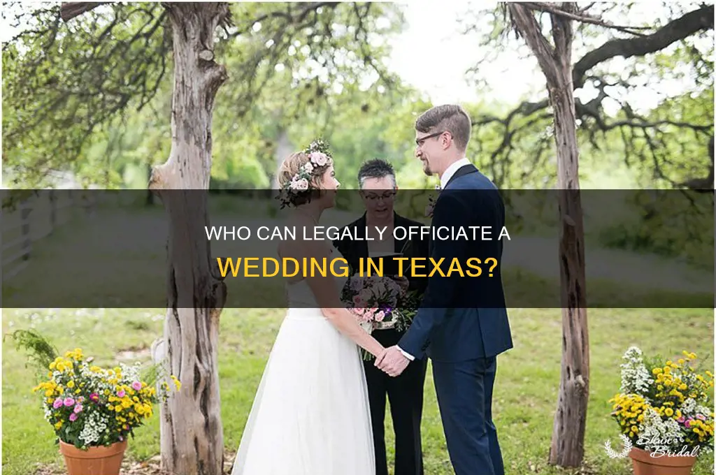 does an wedding officiiant have to register in Texas