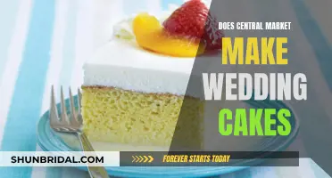 Custom Wedding Cakes: Central Market's Specialty