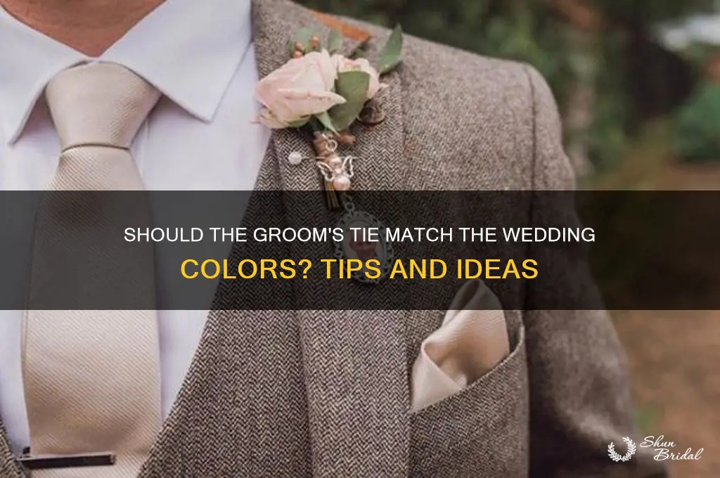 does grooms tie match wedding colors