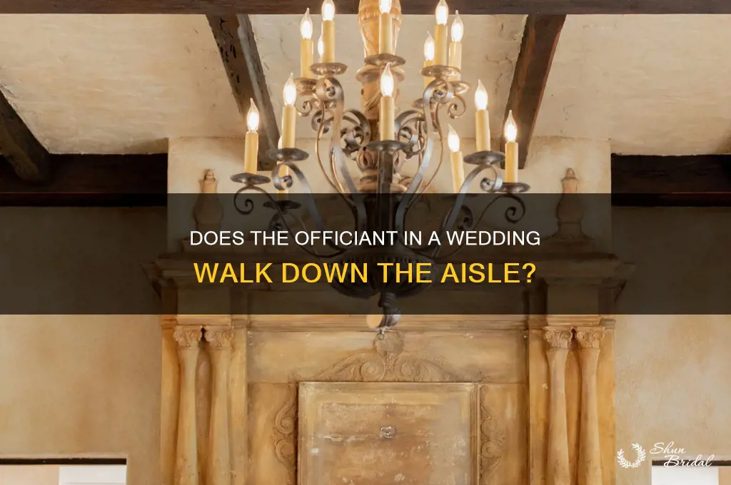 does officiant in wedding wal