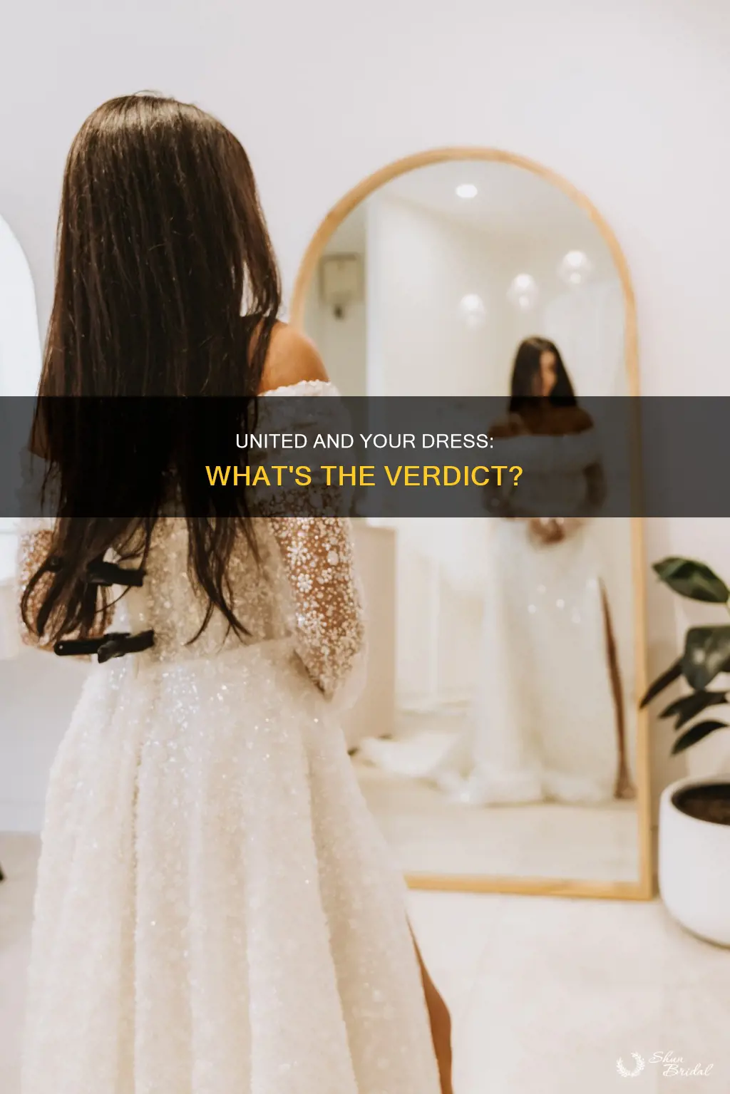 does united allow wedding dress