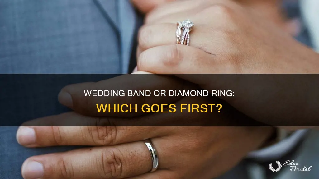 does wedding band go on first first on diamond ring