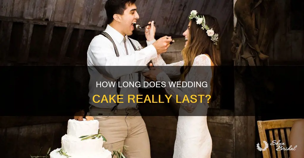 does wedding cake last a year