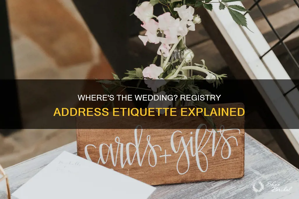 does wedding registry has address in it of the receipient