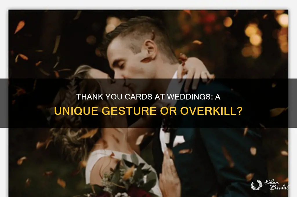 has anyone passed out thank you cards at wedding