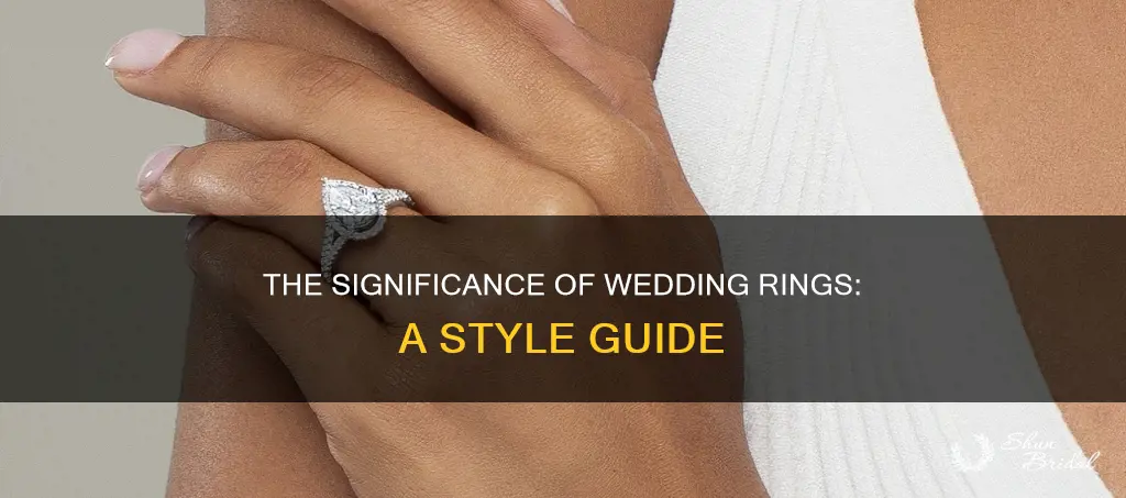 how are wedding rings meant to look