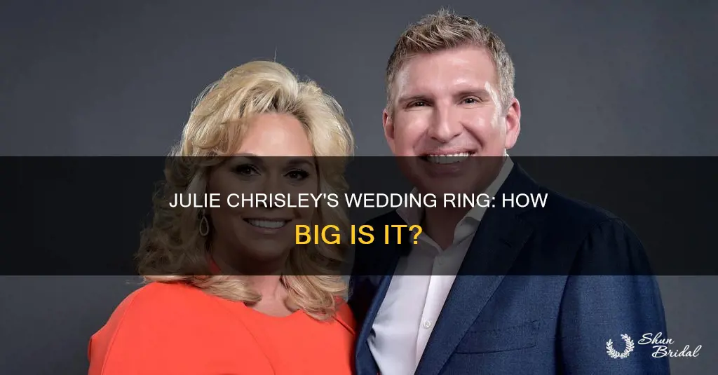 how big is julie chrisley wedding ring