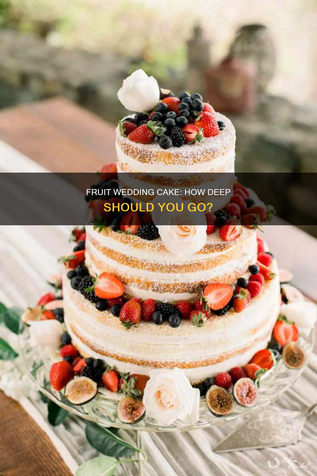 how deep should a fruit wedding cake be