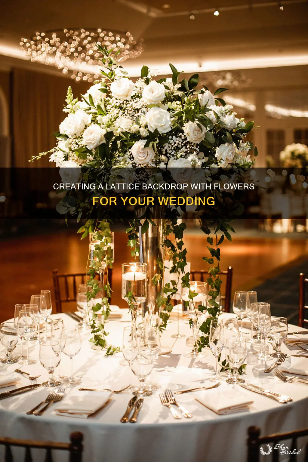 how do a lattice background with flowers for a wedding