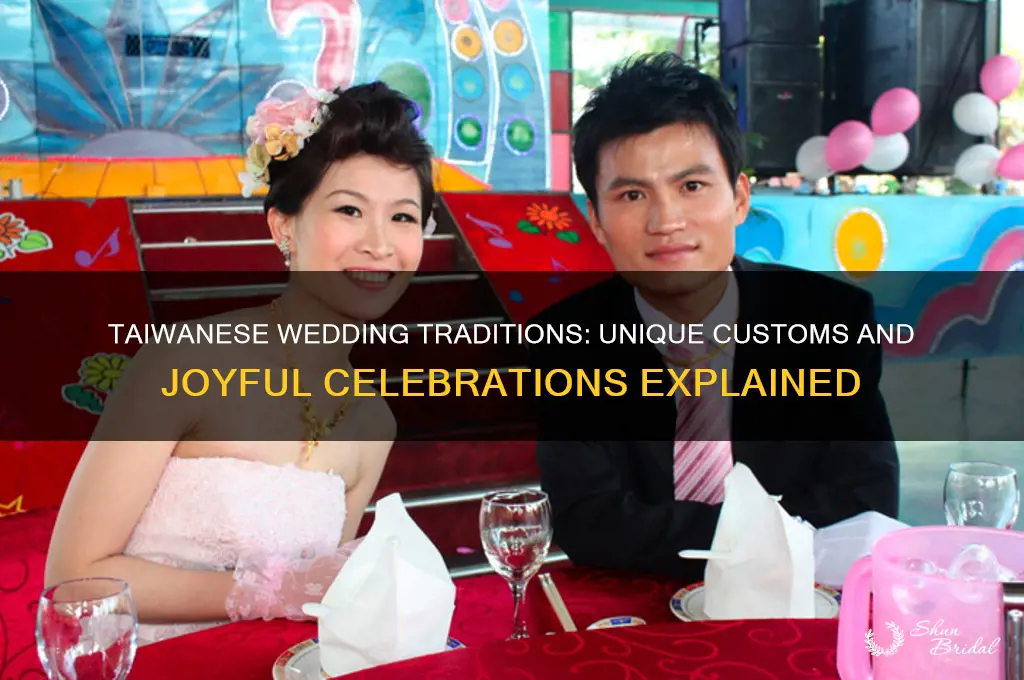 how do taiwanese celebrate weddings