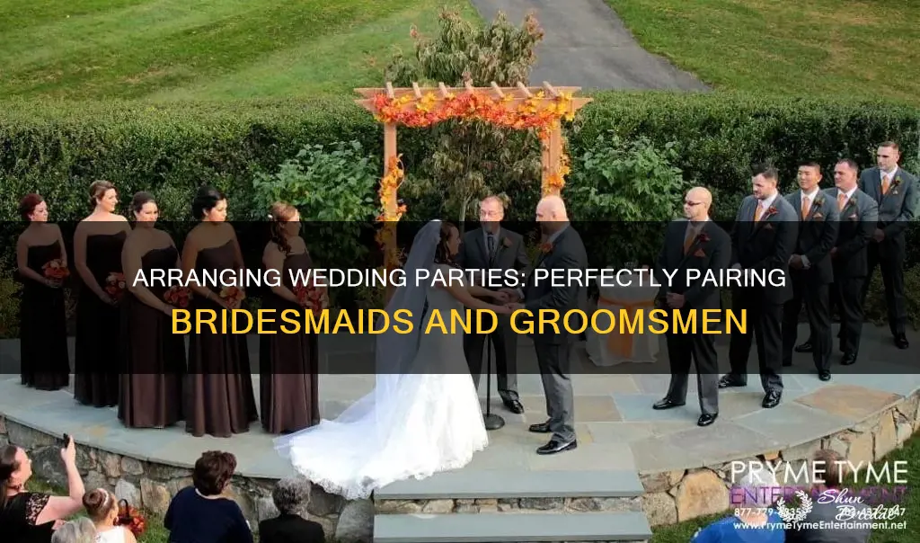 how do you arrange bridesmaids and groomsmen