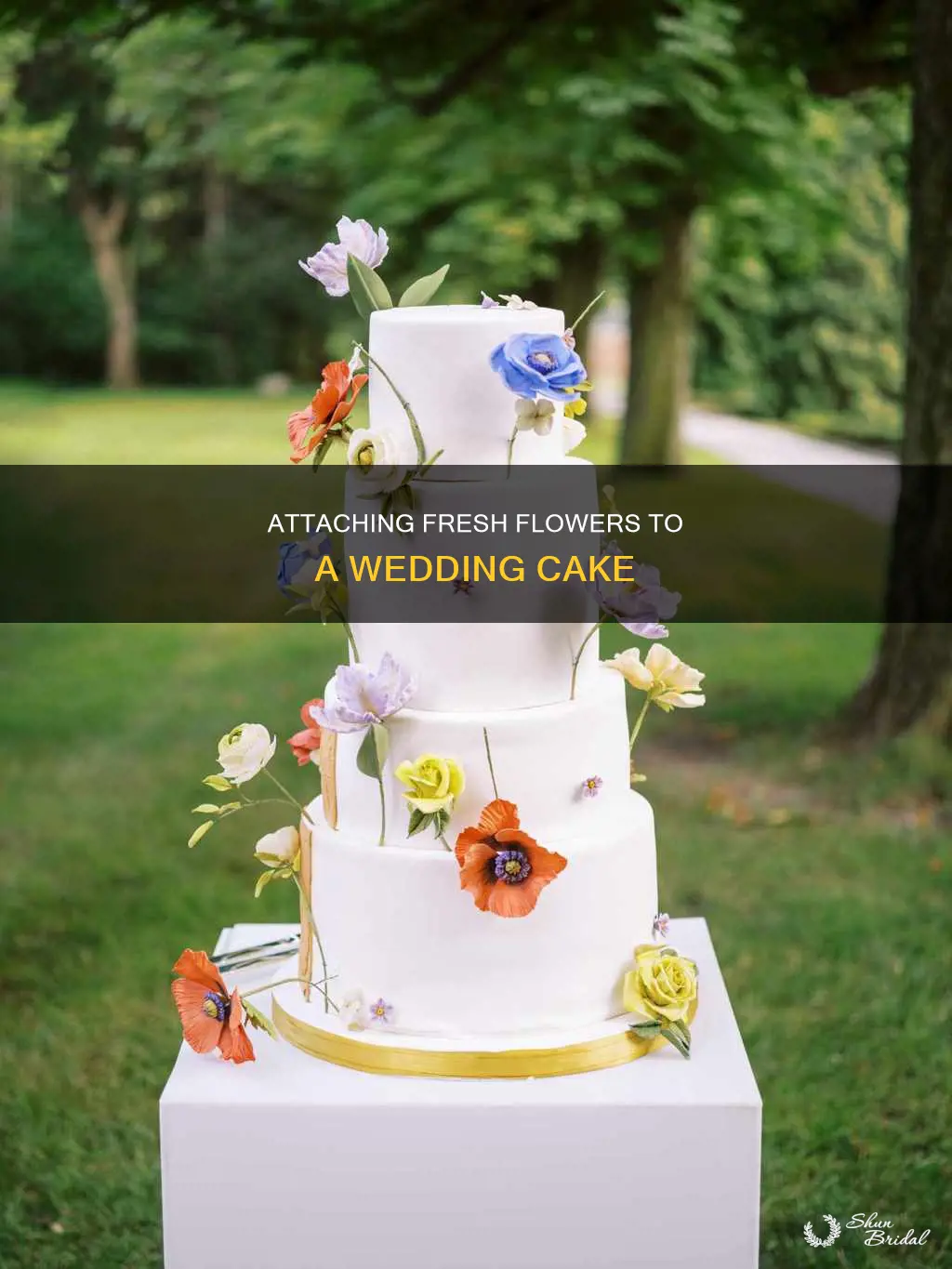 how do you attach fresh flowers to a wedding cake