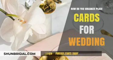 Creative Tips for Organizing Wedding Place Cards Effortlessly and Elegantly