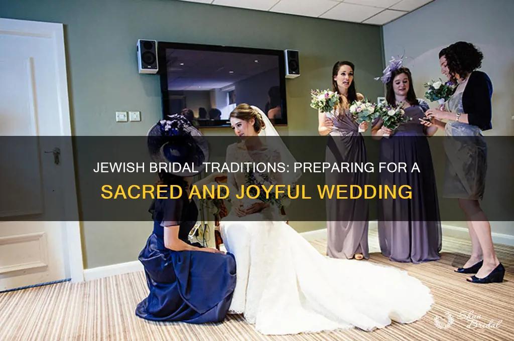 how does a jewish bride prepare for her wedding