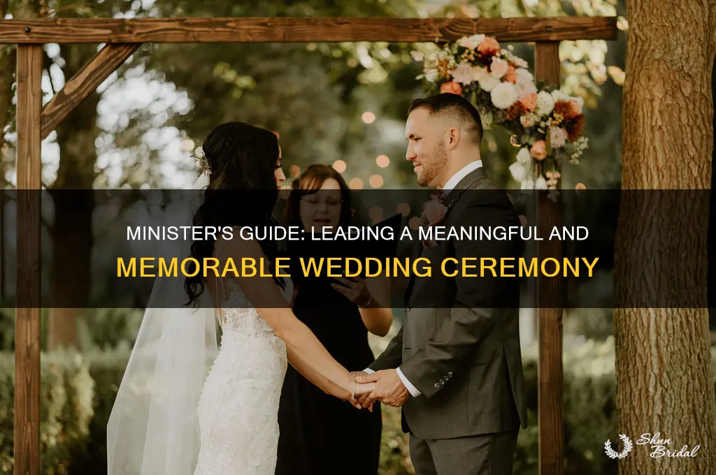 how does a minister lead a wedding