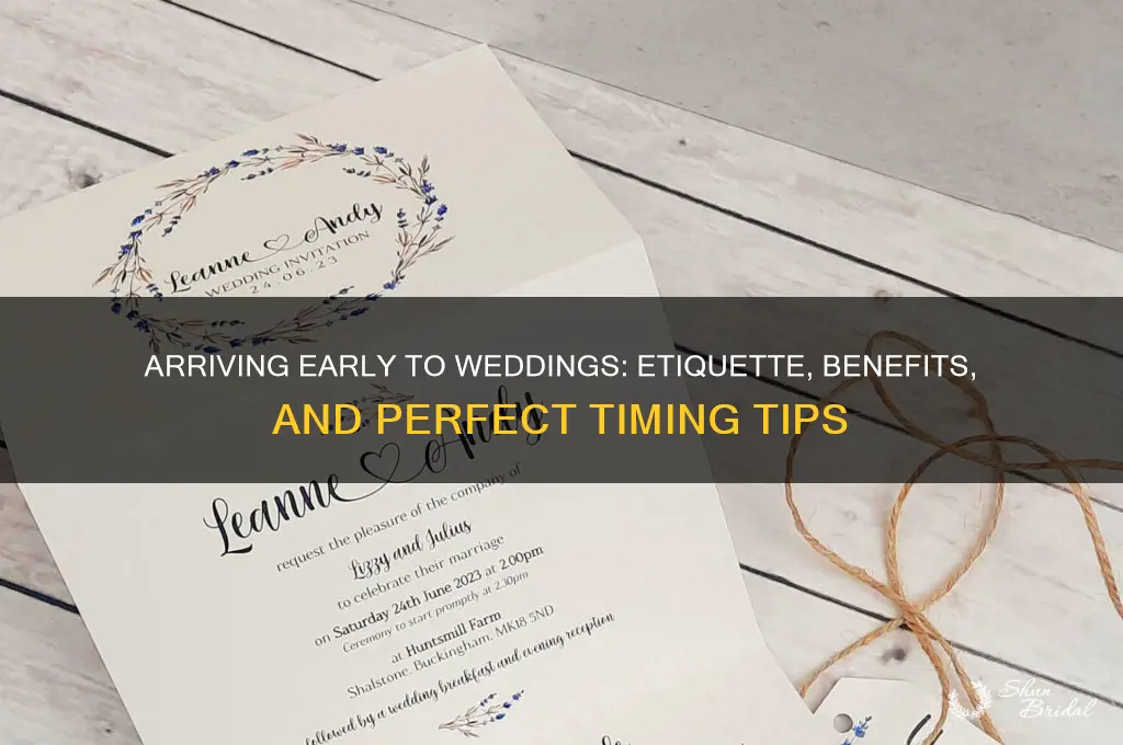 how early arrive at wedding