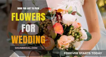 The Perfect Time to Pick Wedding Flowers