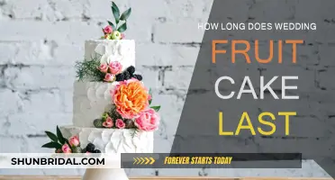 Fruit Wedding Cake: How Long Does It Stay Fresh?