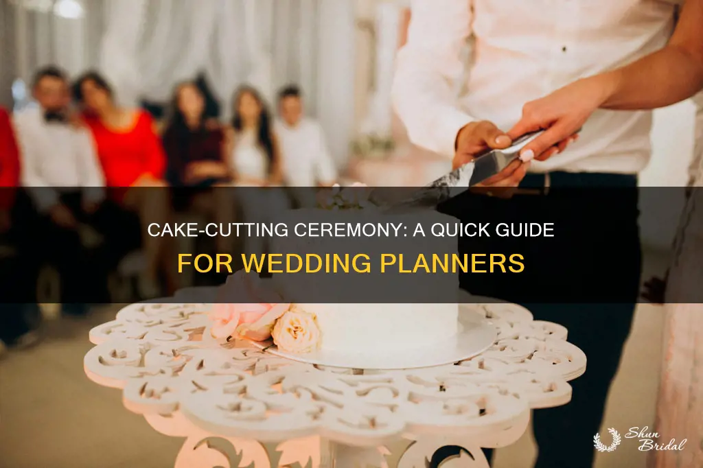 how long is cake cutting at wedding