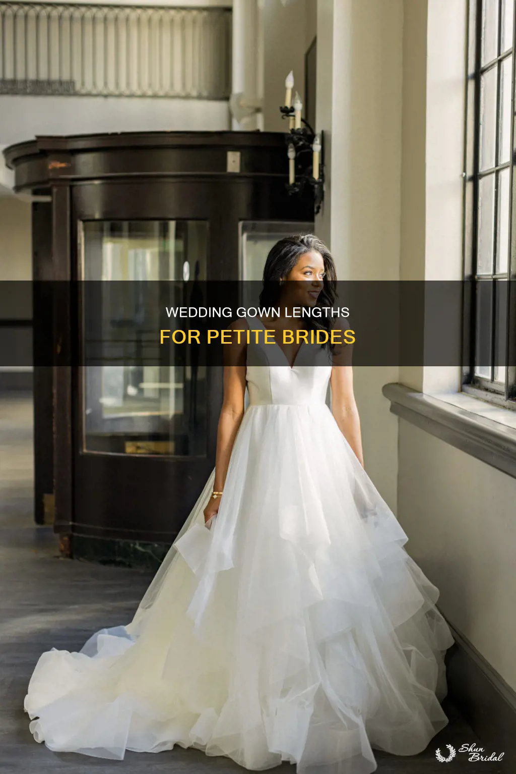 how long of a wedding dress for 5 foot