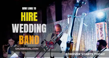 Choosing the Right Wedding Band: Timing and Tips