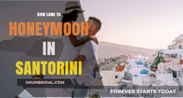 Perfect Santorini Honeymoon Duration: Tips for an Unforgettable Romantic Escape