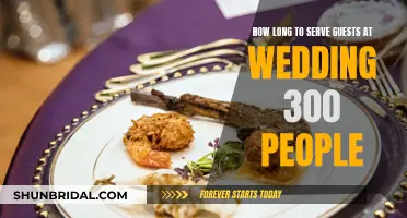 Timing Tips for Serving Food to 300 Wedding Guests