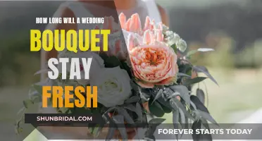Keep Your Wedding Bouquet Fresh: Tips and Tricks