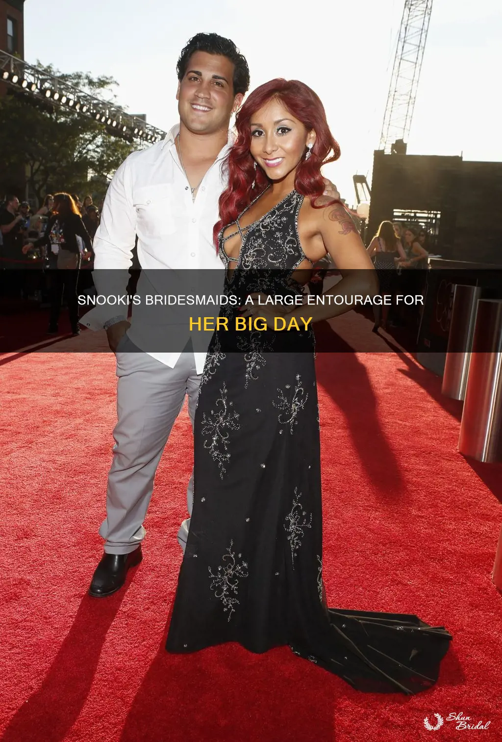 how many bridesmaids did snooki have