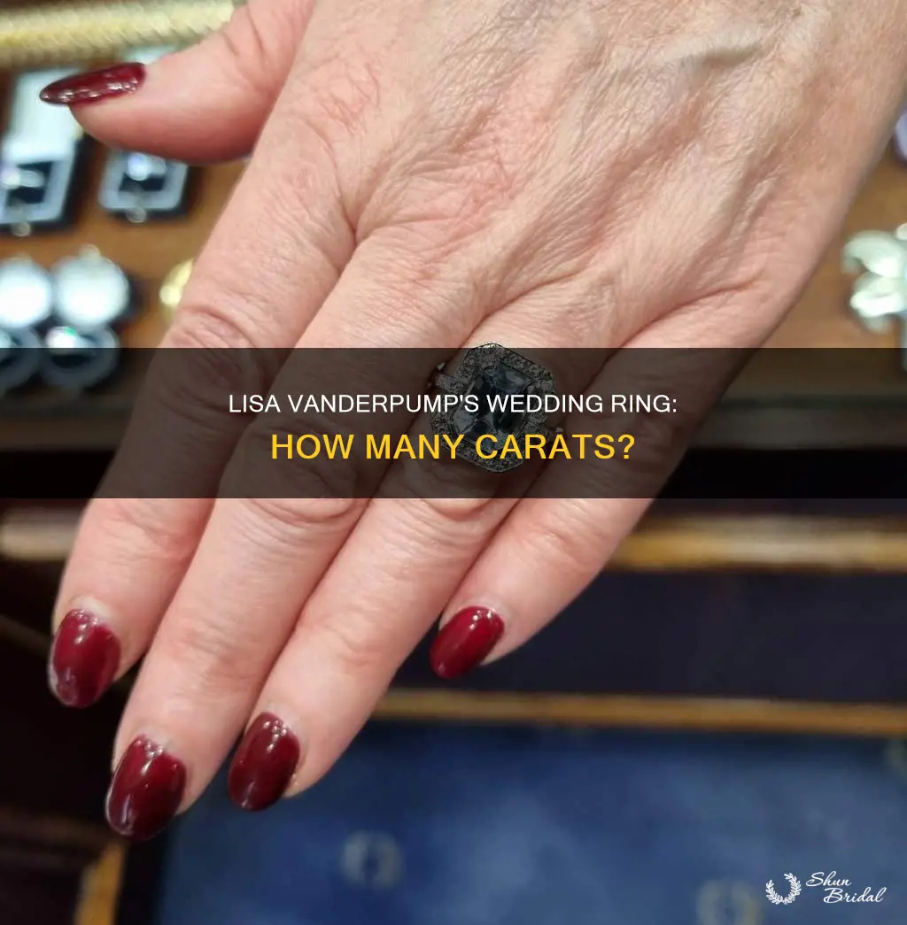 how many carats is lisa vanderpump