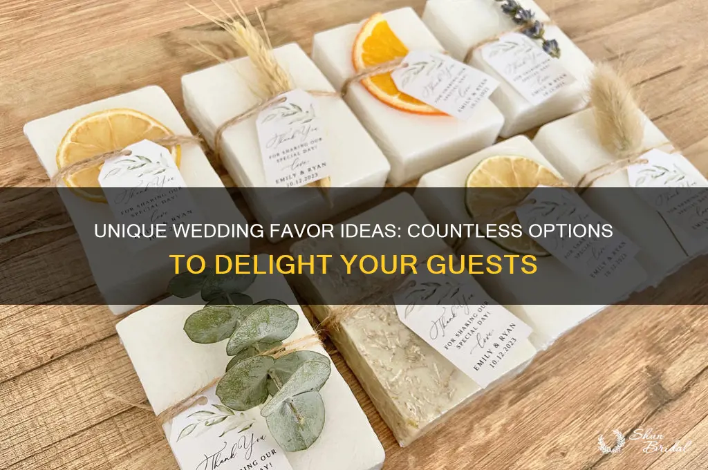 how many different wedding favors