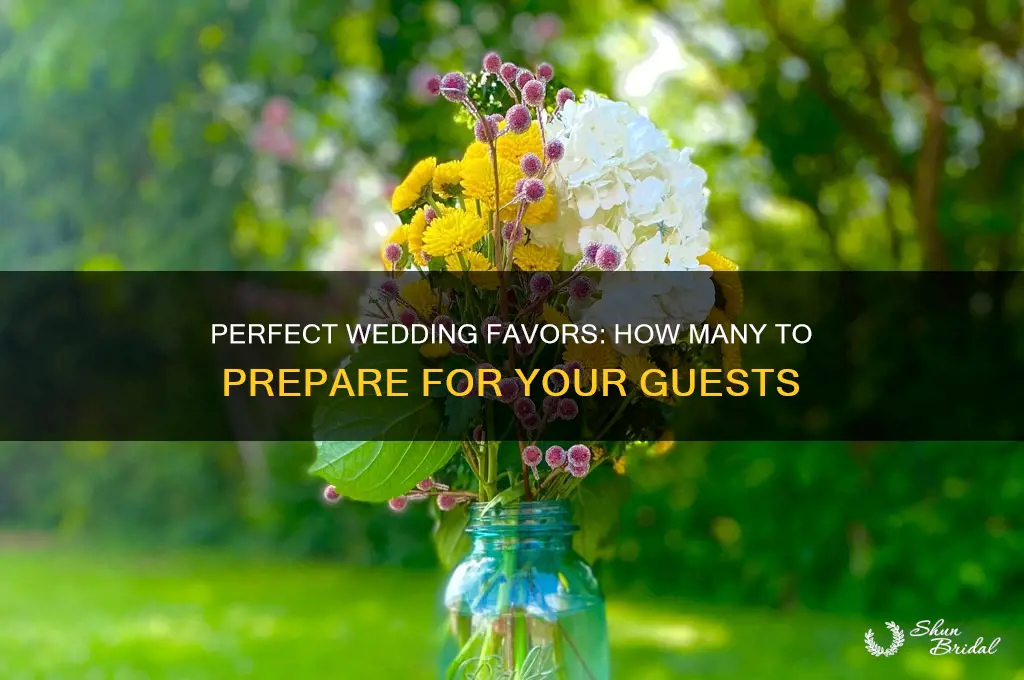 how many favours for a wedding