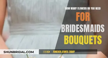 Bridesmaids' Bouquets: How Many Flowers Are Needed?