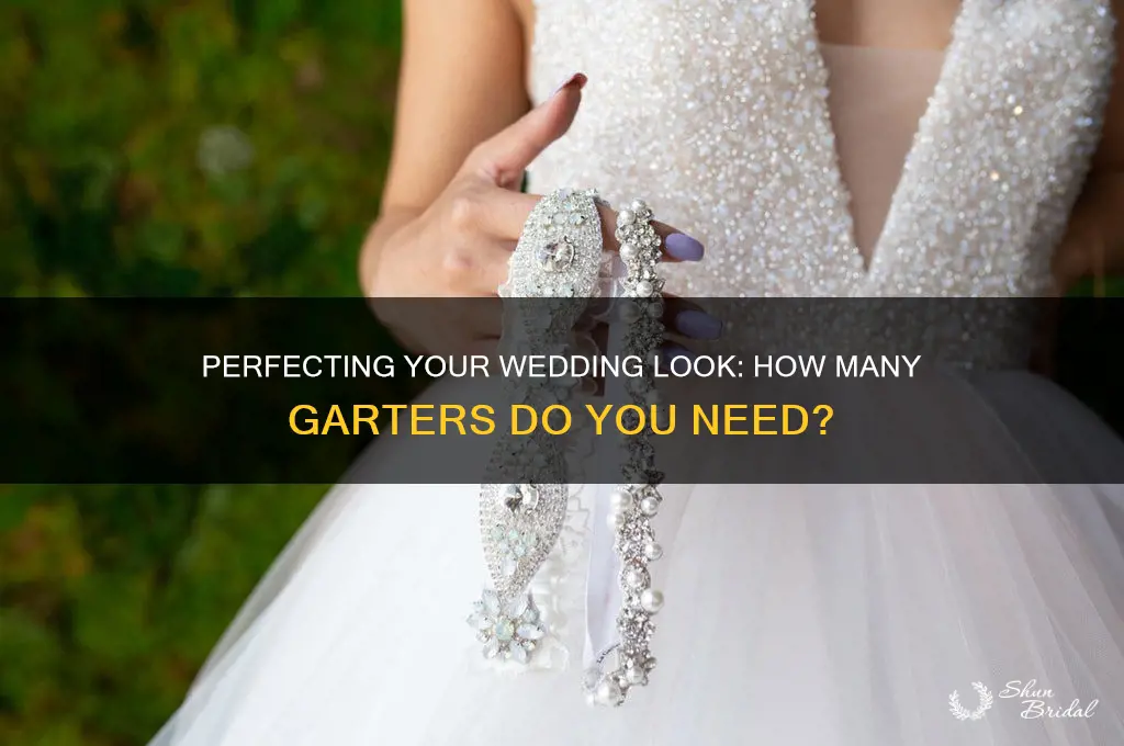 how many garters for wedding