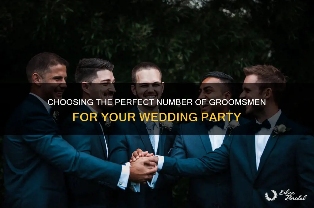how many groomsmen in a wedding party