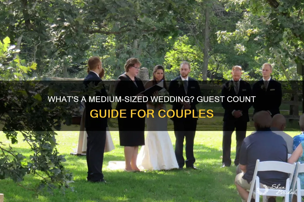 how many people considered a medium wedding