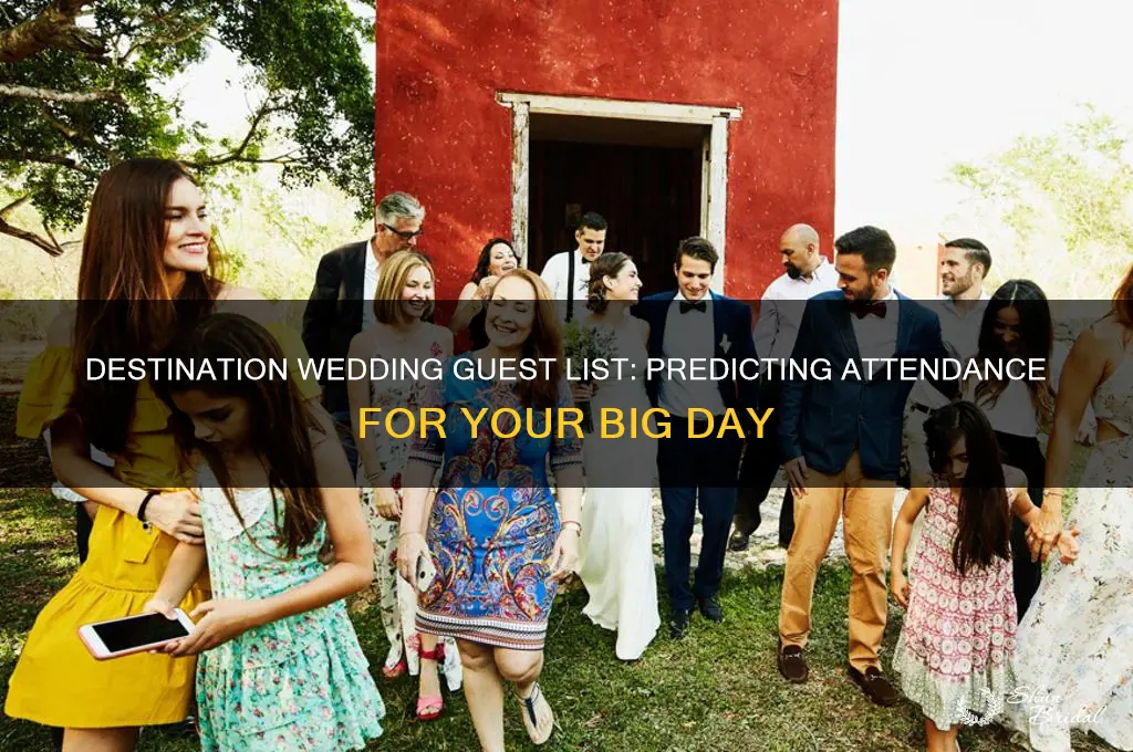 how many people should you expect for a destination wedding