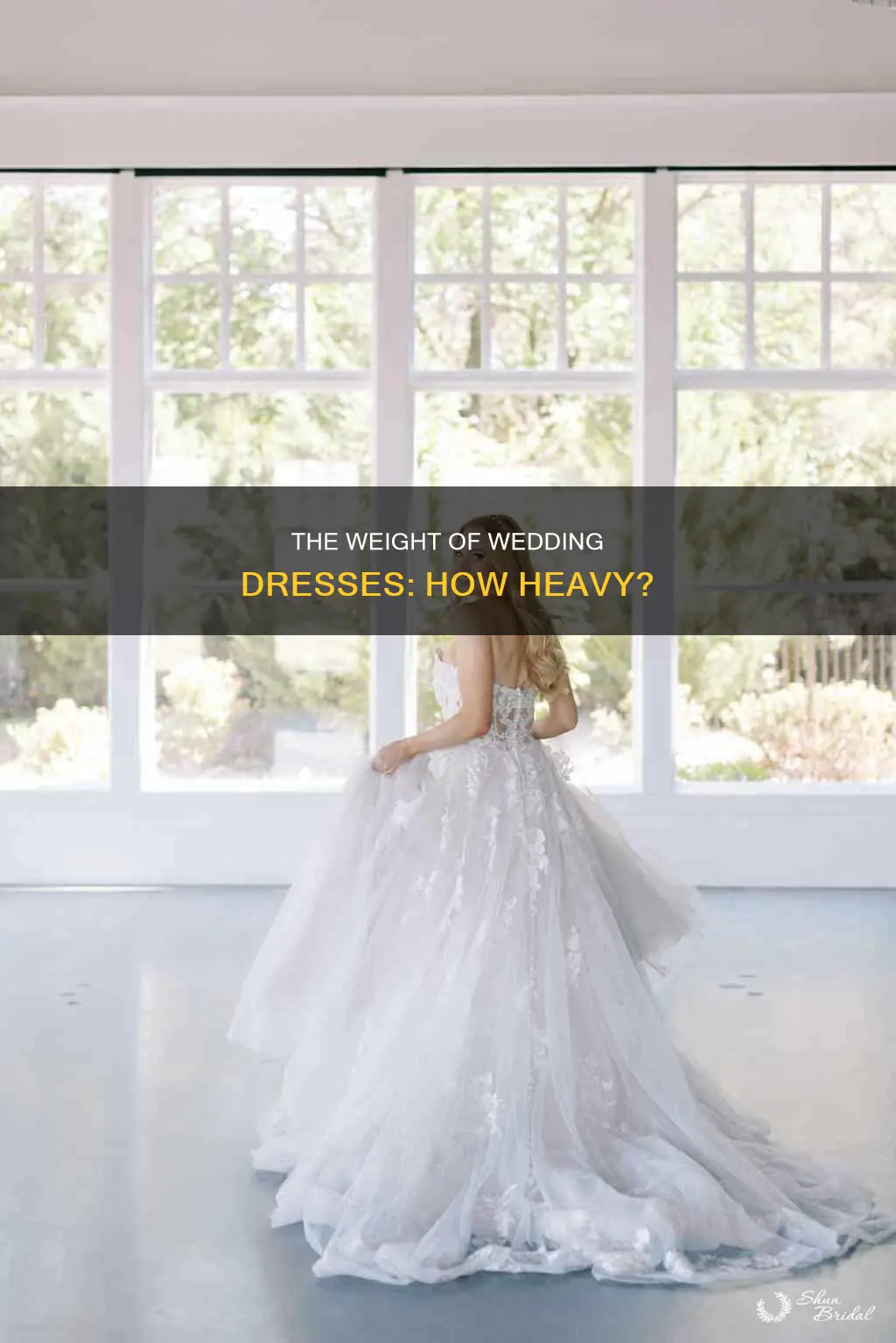how much does a wedding dress weigh