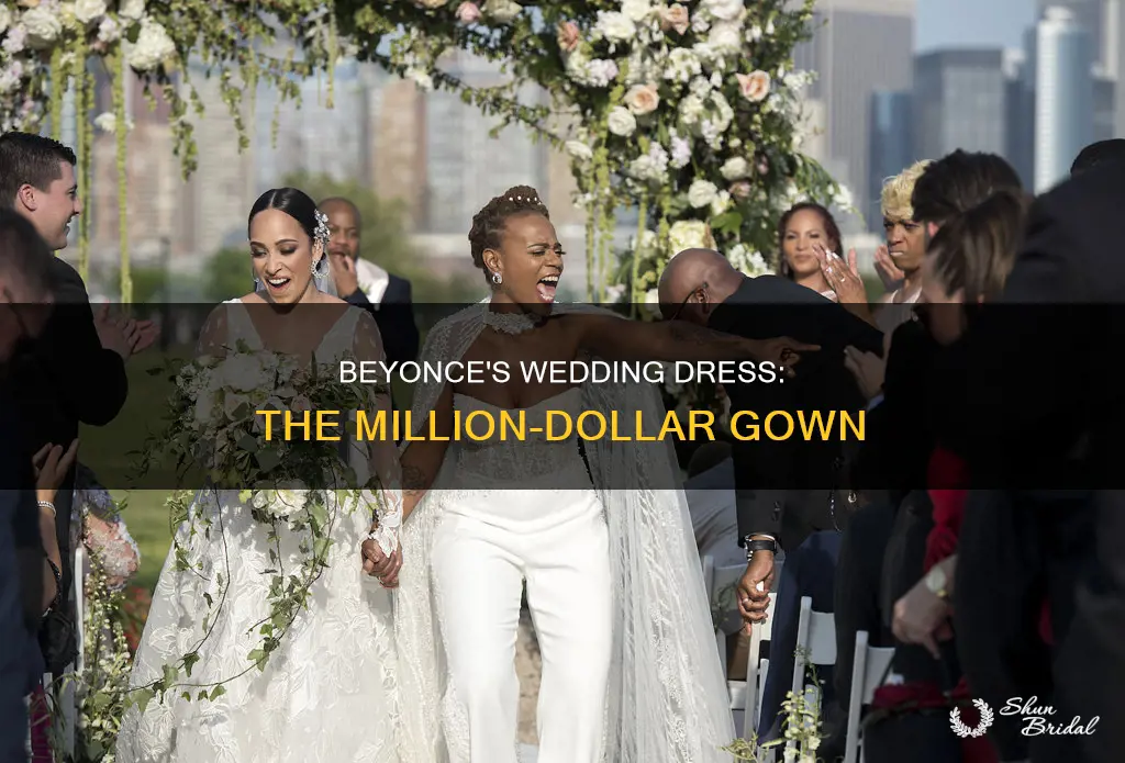how much was beyonce wedding dress