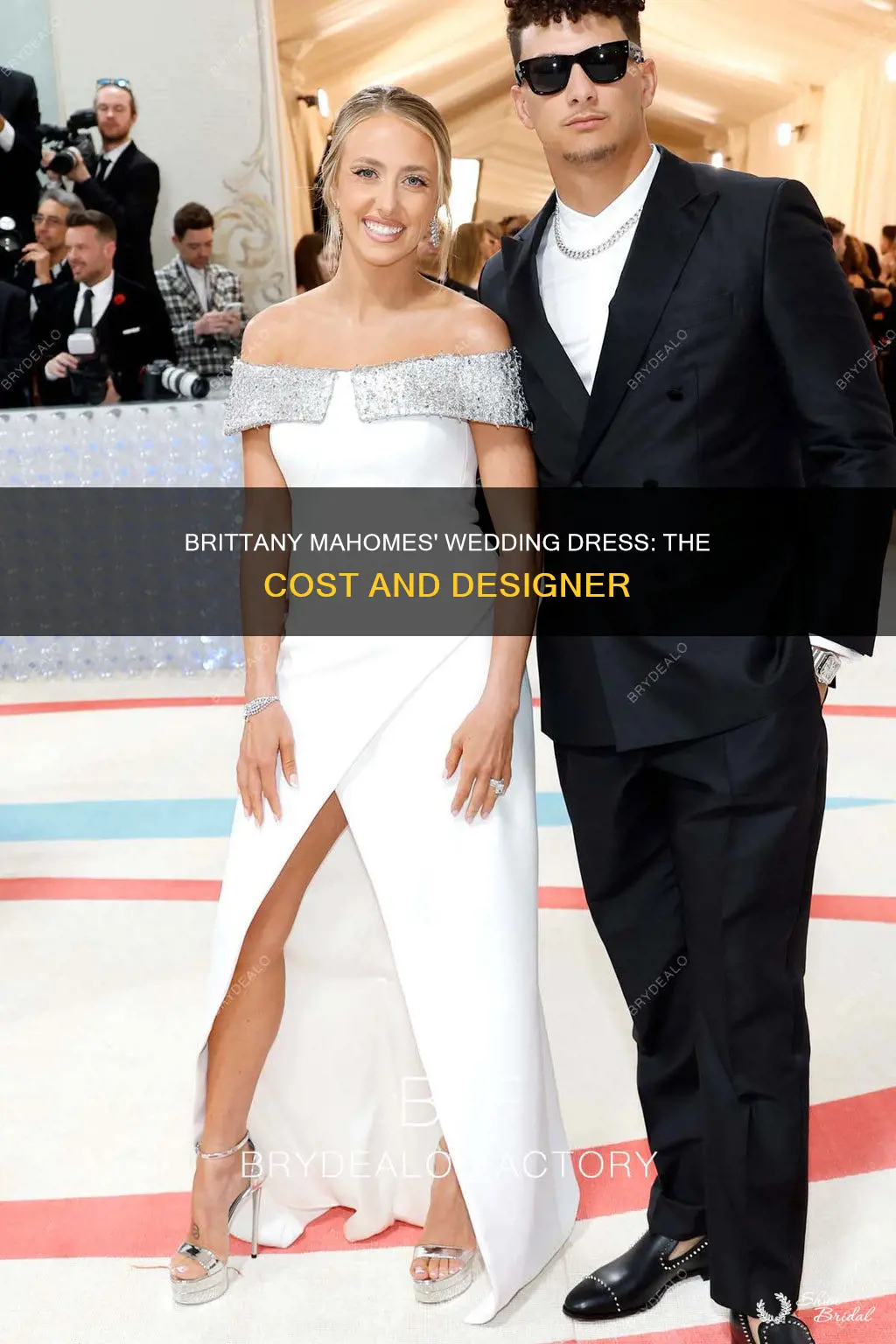 how much was brittany mahomes wedding dress