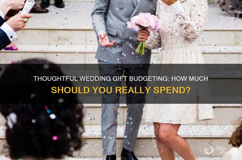 how muh for a wedding gift