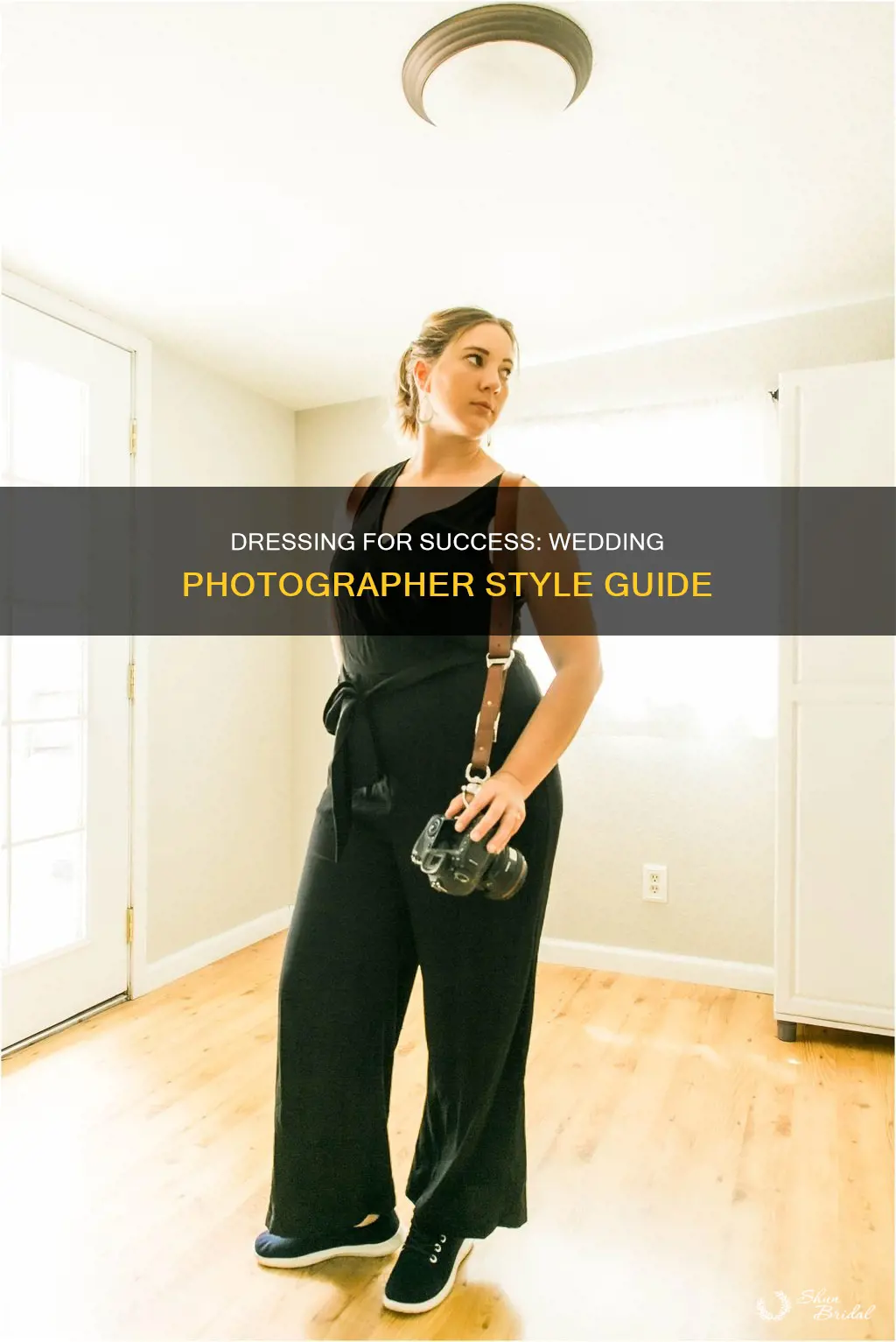 how photographers dress for weddings