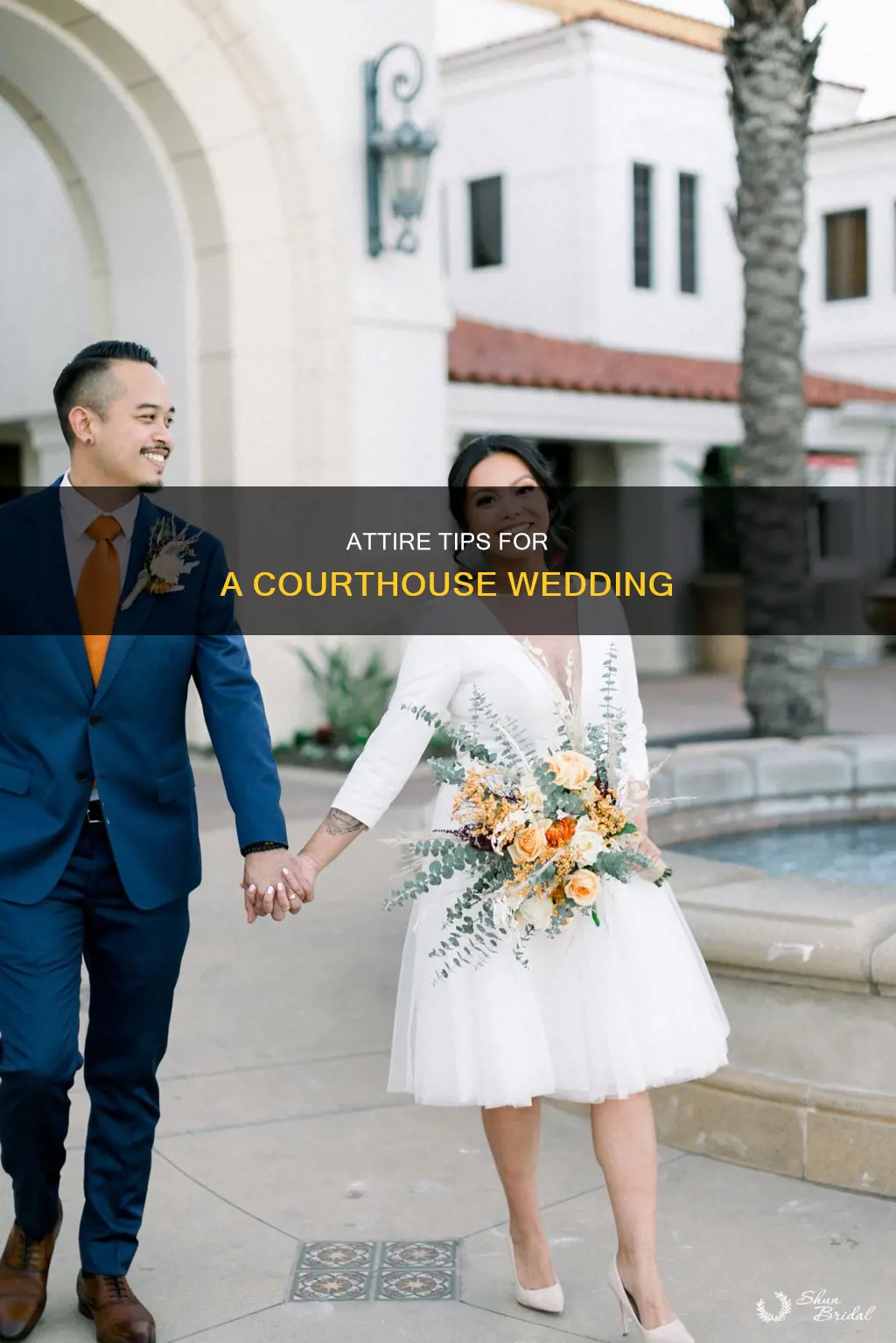 how should I dress for a courthouse wedding