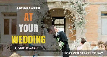 Perfect Wedding Kiss: Tips for a Memorable and Romantic Moment