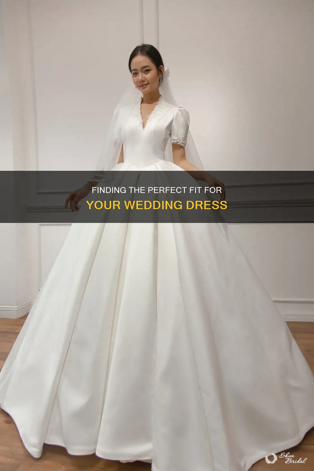 how tight should my wedding dress be in the waist